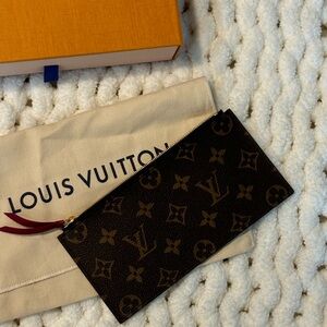 Authentic Louis Vuitton Monogrammed Félicie Pochette Insert